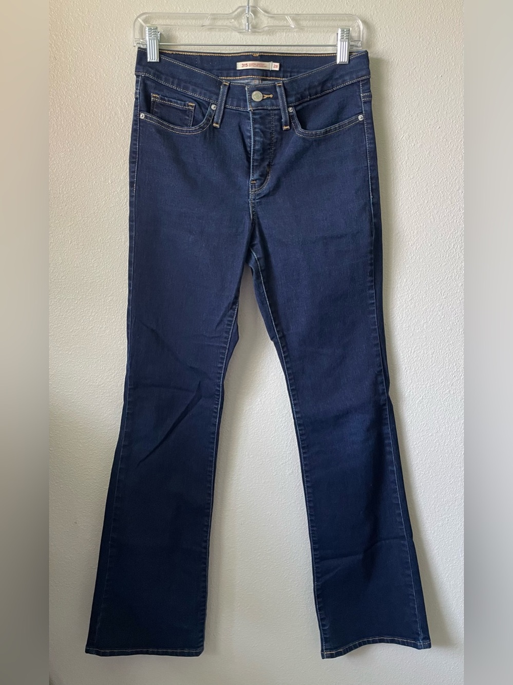 Levi's Women's Boot Cut Jeans - Picture 2 of 6